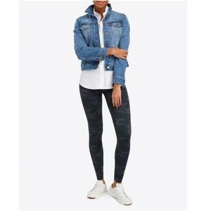 SPANX Look At Me Now Seamless Cotton Legging black camo medium